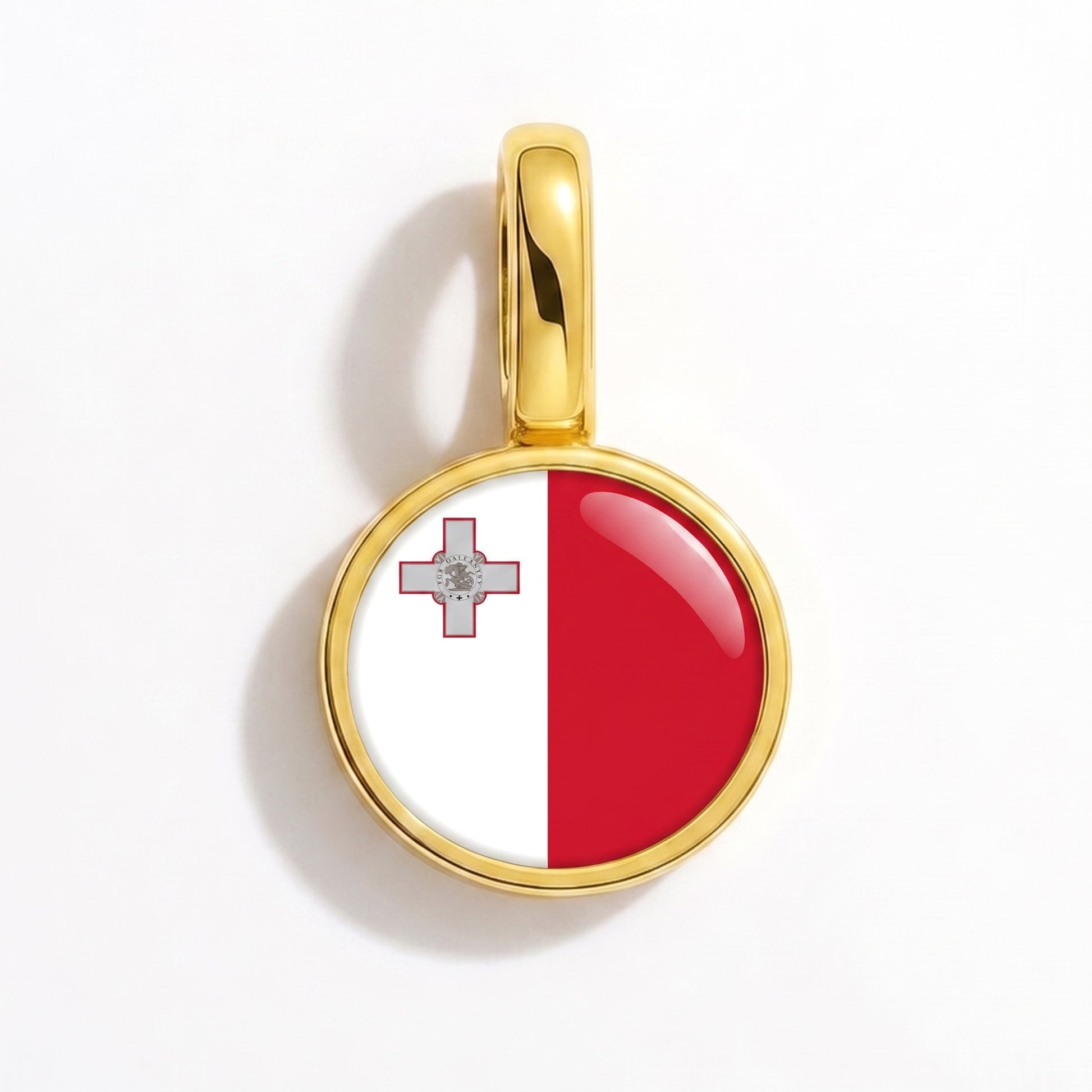 Charm drapeau Malte – rond or