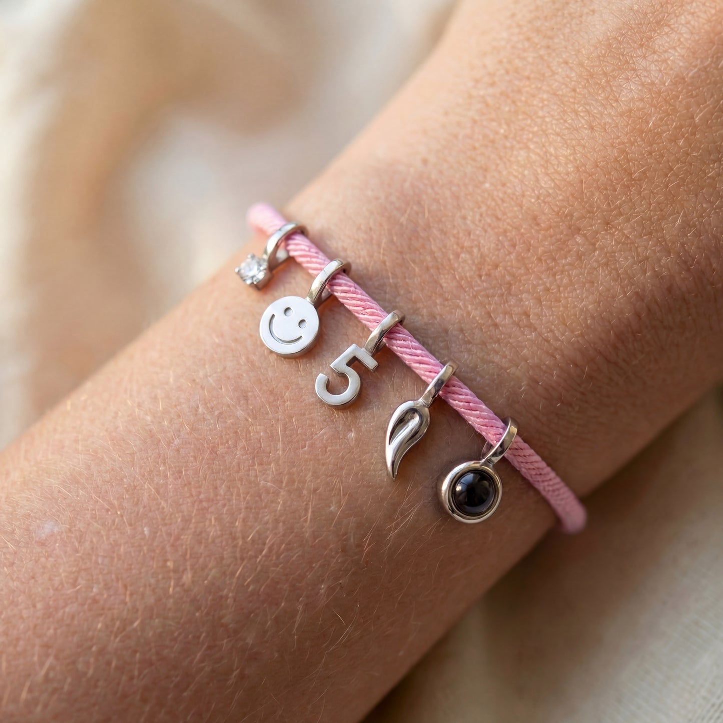 Bracelet Personnalisé avec Charms - Essence