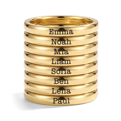 Bague fine empilable avec prénom – or – 8 bagues empilées