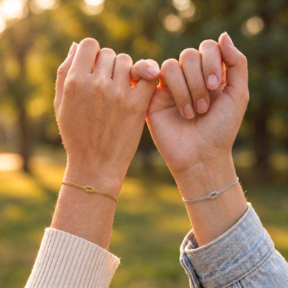 Bracelet Forever Knot – or & argent – meilleures amies, promesse du petit doigt